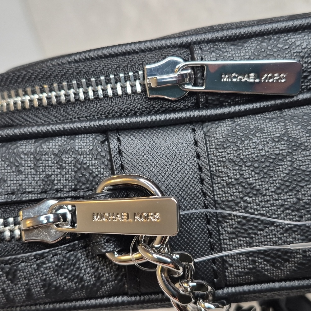 Michael Kors Jet Set Travel Black Chain Crossbody Bag (UNISEX) - Picture 12 of 16